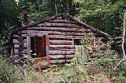 Trapper's cabin on Haggart - Woodland Caribou Provincial Park